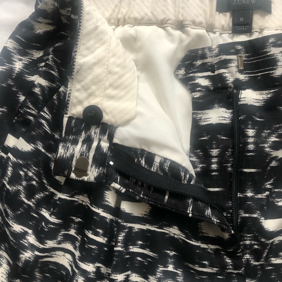 🌟 J.Crew Ikat Pants, black and white, size 0 - Picture 5 of 10